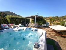 Sur la commune de Roquebrune Cap Martin, penthouse de 115 m²  avec grande terrasse et spectaculaire solarium