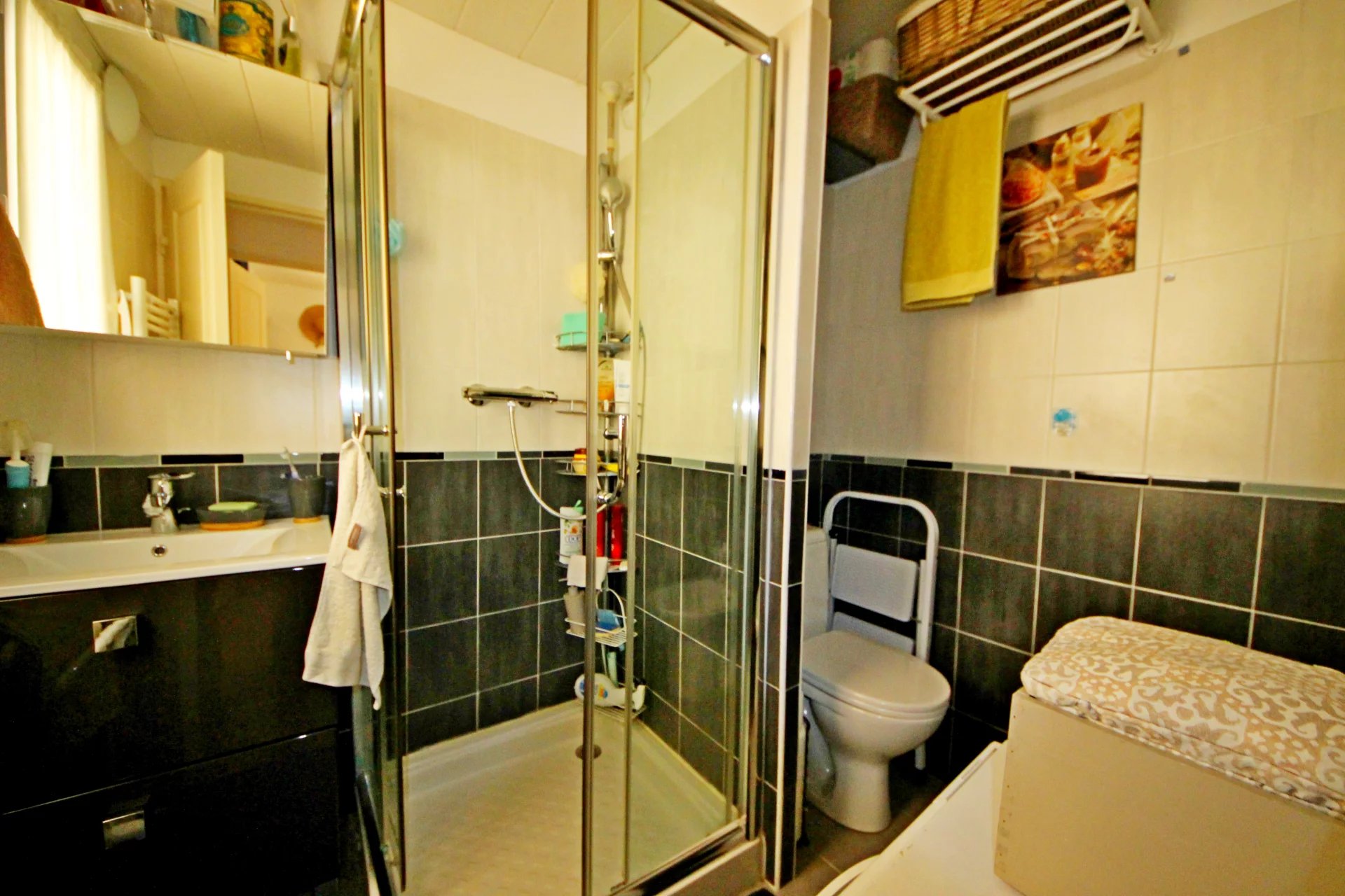 AGAY CAP ESTEREL grand T2 type large de 51m² habitables