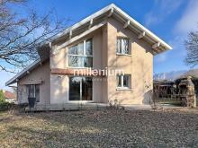 En Exclusivité : Maison Familiale avec grand jardin à Neydens