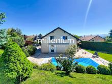 Magnifique villa avec piscine à Crans Près Céligny