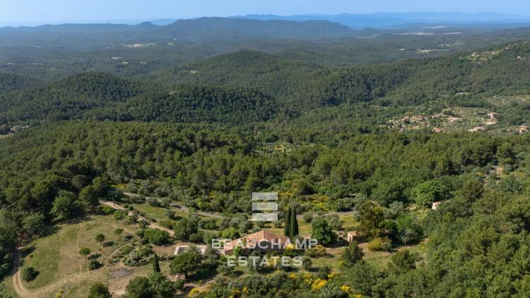 Domaine fermé provençale 11 chambres avec vue panoramique - Seillans