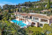 PROPRIÉTÉ D’EXCEPTION SUR LES HAUTEURS DE CANNES