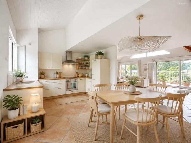 Superbe attique traversant avec terrasse plein sud et vue sur le Salève