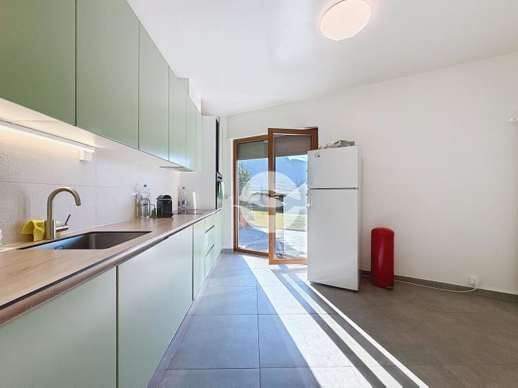 2843_69a18cccc170d6.40635501.jpg