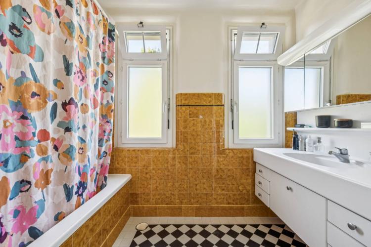Villa de maître 13 pièces avec appartement indépendant, vue lac et montagnes