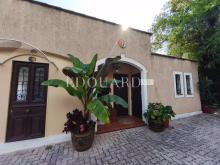 Villa provençale de 350 m² divisée en plusieurs appartements, idéale résidence principale ou investissement locatif