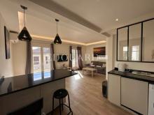 Sur la commune de Roquebrune Cap Martin, superbe deux pièces entièrement rénové avec balcon