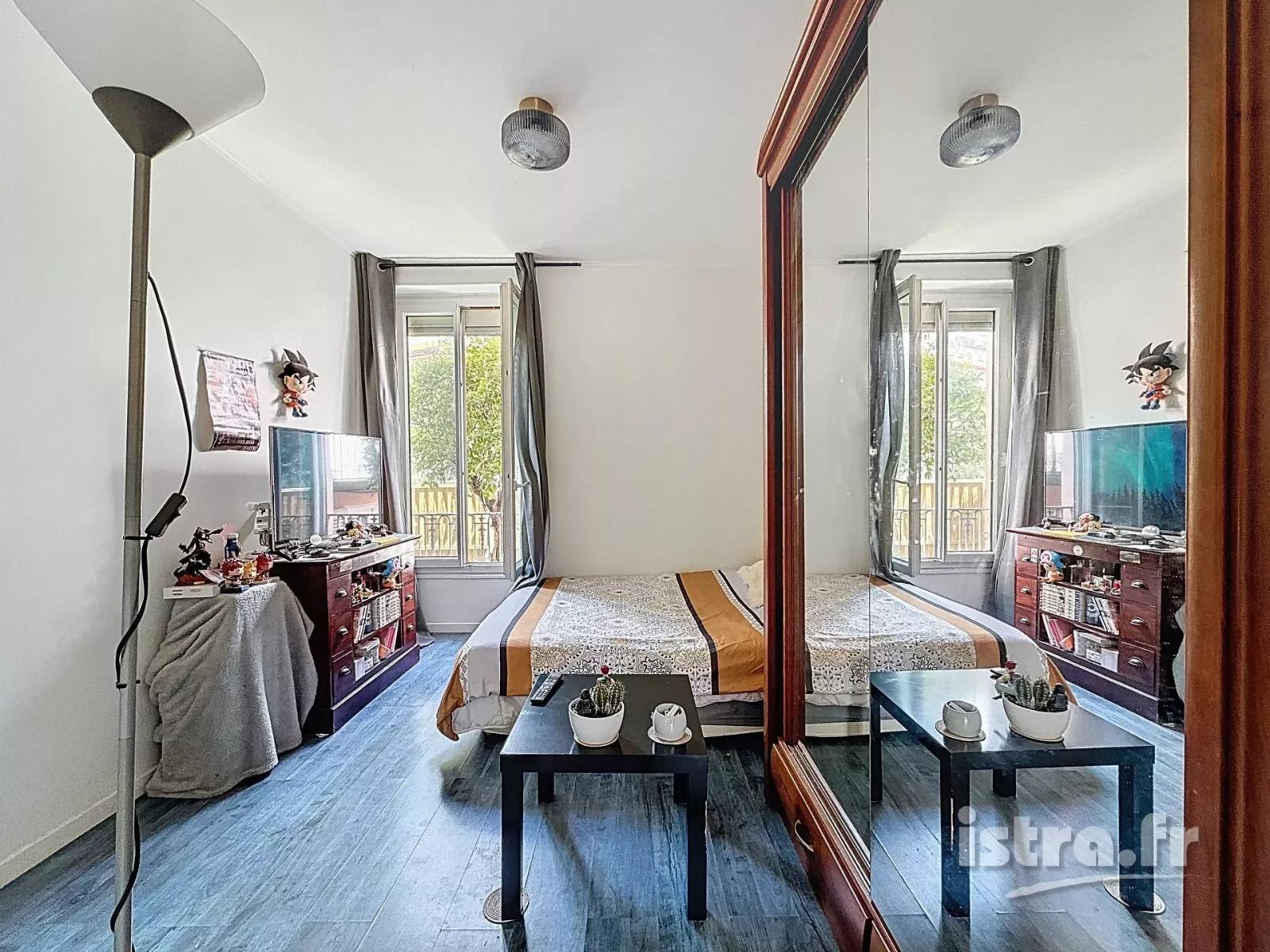 Nice Cimiez : Propriété de 435m² comprenant 6 appartements