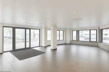 Arcade commerciale 284 m² - Emplacement stratégique à Prilly / Malley