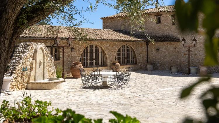 EXCLUSIVITÉ : Propriété d'Exception 9 chambres avec vue mer - La Colle-sur-Loup