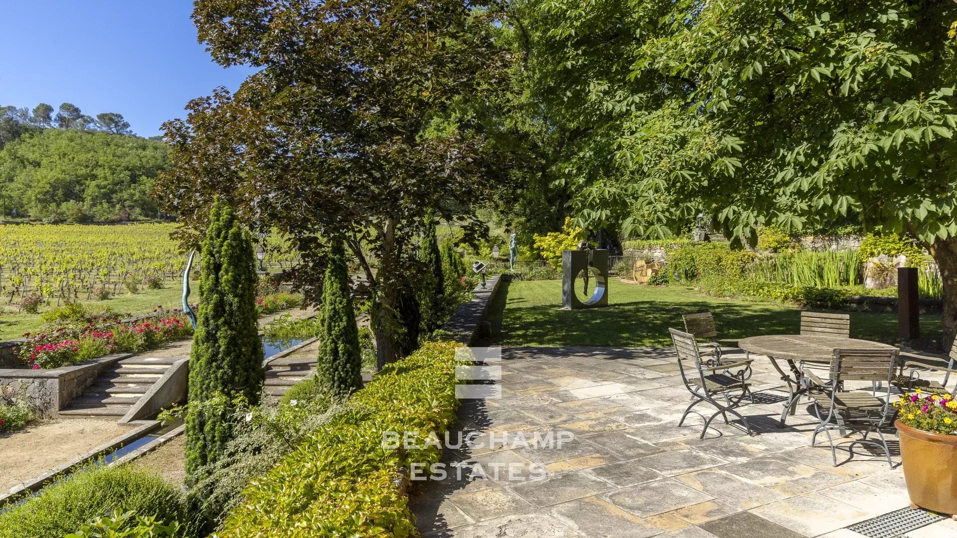 Domaine viticole d’Exception 11 chambres  - Aix-en-Provence