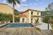 Maison à Èze avec Jacuzzi et piscine