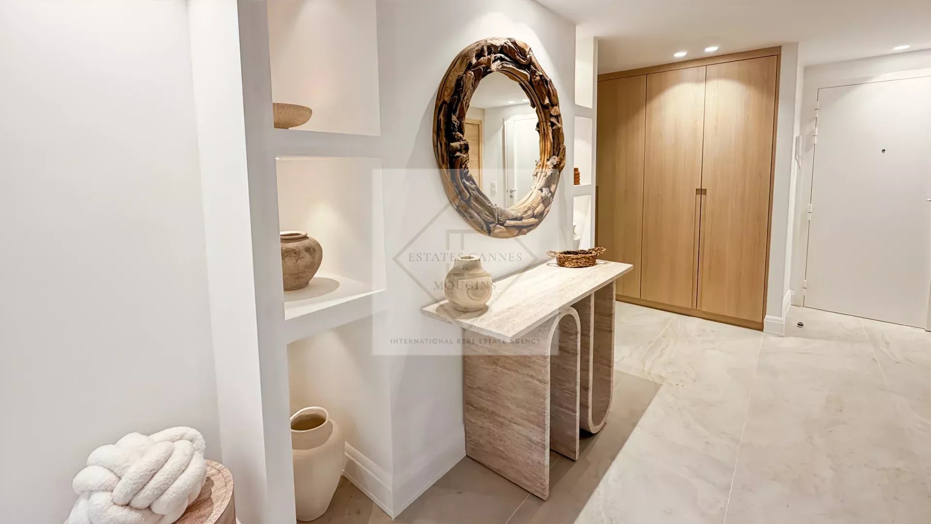 Appartement T3 de standing entièrement rénové