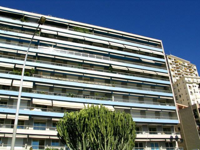 5TksU_108-2-trocadero.jpg