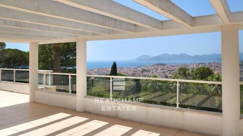 Villa moderne avec vue mer panoramique - Cannes Oxford