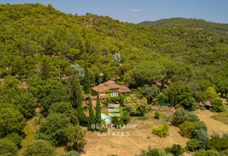 Propriété en pierre 9 chambres avec piscine et vue panoramique - La Garde-Freinet