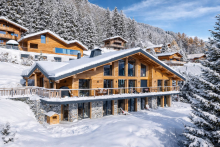 Chalet d'exception avec ascenseur privatif et vue imprenable