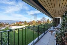 Exclusivité : Maison contemporaine clé en main avec vue lac