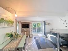 CANNES BAS ST NICOLAS - STUDIO MEUBLÉ AVEC MEZZANINE - AU CALME