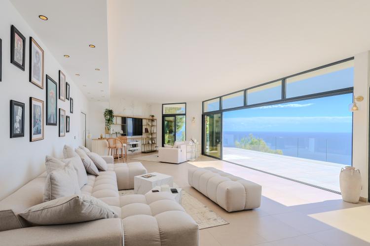 ROQUEBRUNE CAP MARTIN | +5 CHAMBRES | VILLA NEUVE EXCLUSIVE