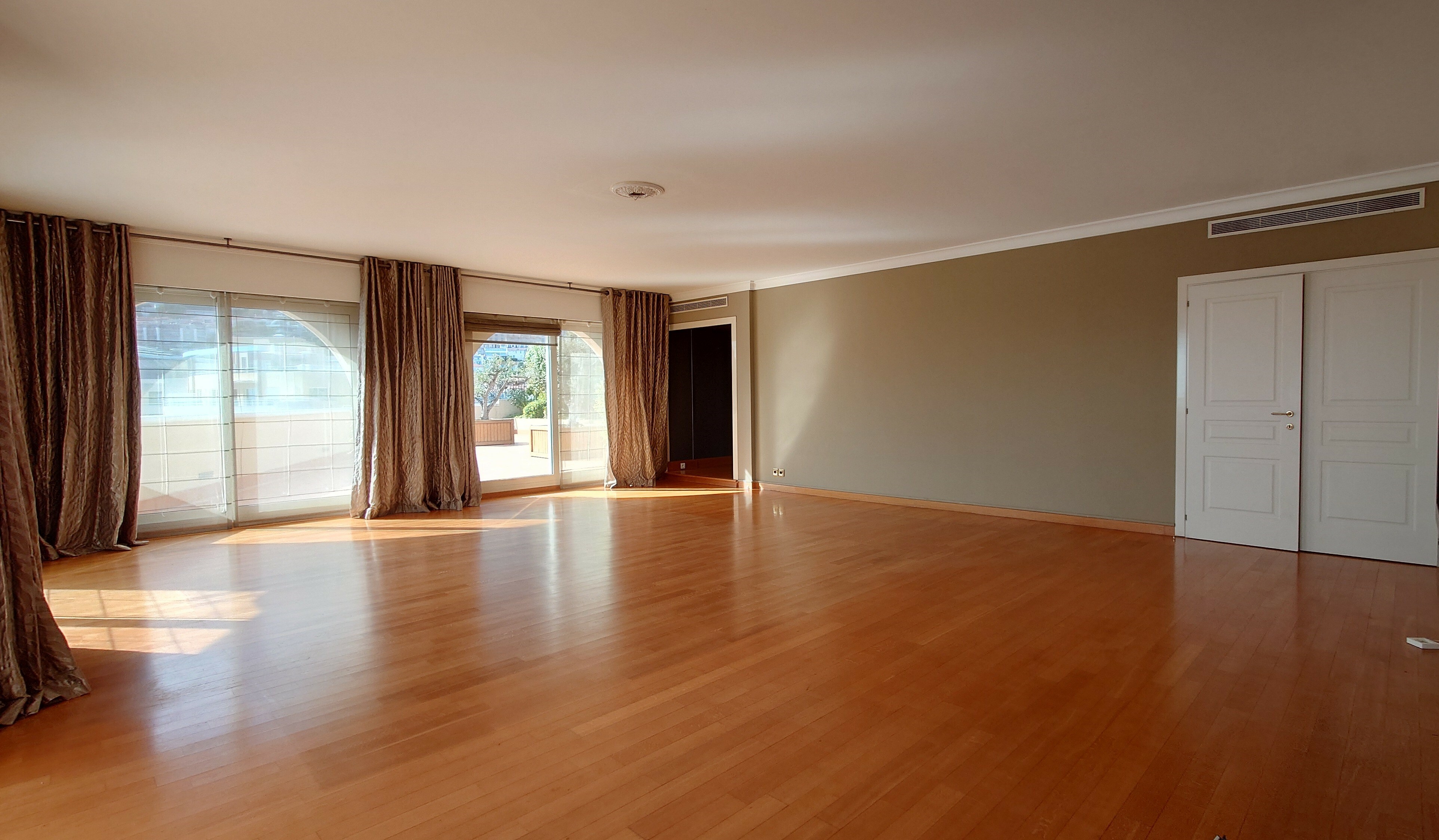 Appartement exceptionnel  avec piscine privative et vue panoramique mer !