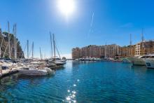 LOCAL COMMERCIAL AVEC VITRINE