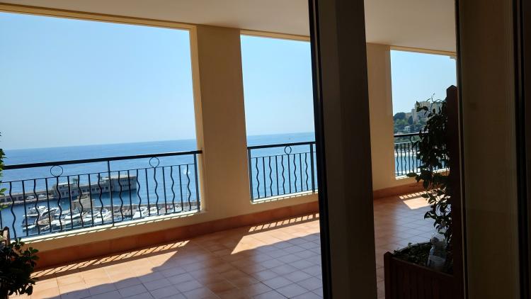 a6jrp_chambre-5-master-vue-1776438017.jpg
