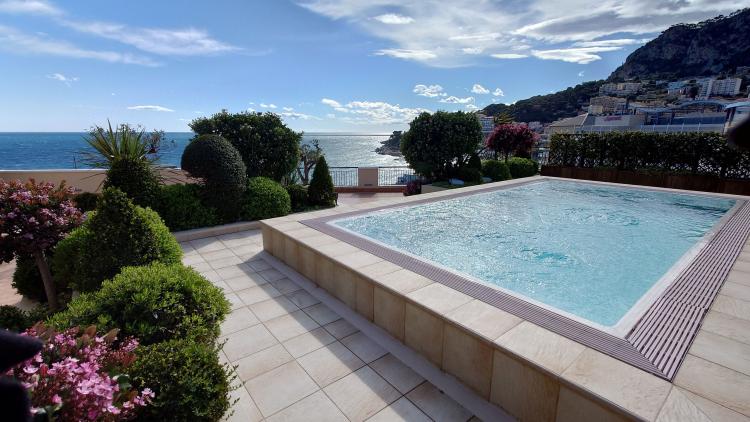 ALUZS_terrasse-piscine-1776438014.jpg