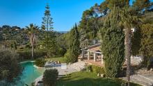 Villa provençale avec vue panoramique sur les collines de l’Esterel et la mer
