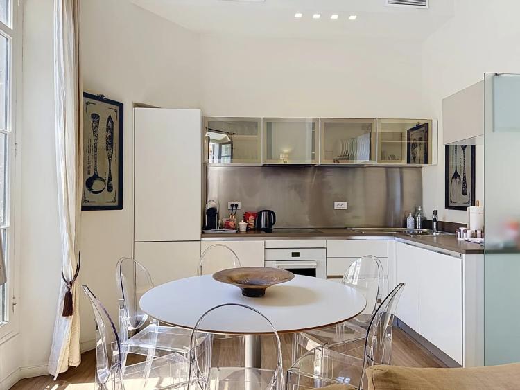 CANNES FORVILLE PALAIS 4P balcon vue mer