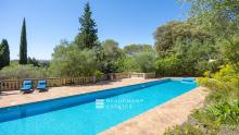 Mougins – Propriété d’architecte à réinventer, au cœur d’un écrin de verdure