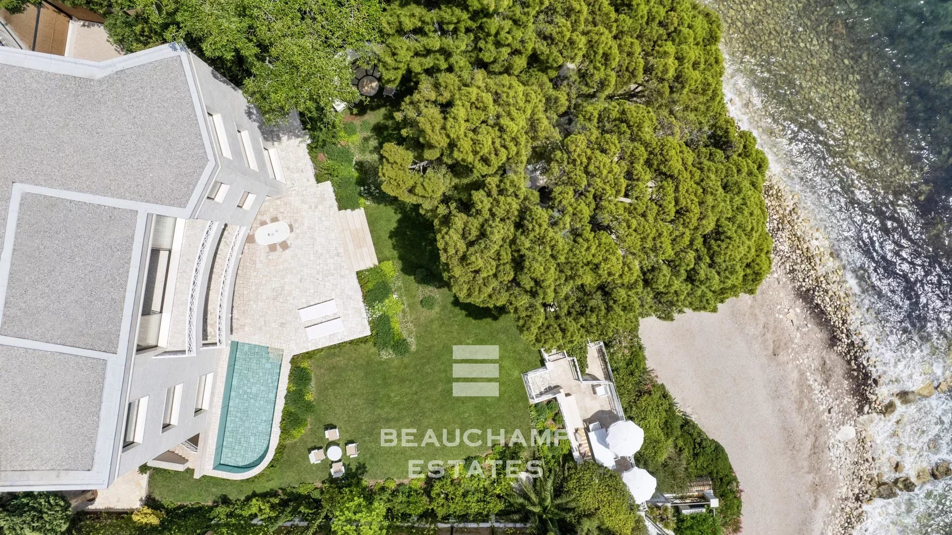 Propriété pieds dans l'eau de 7 chambres avec vue mer panoramique – Beaulieu-sur-Mer