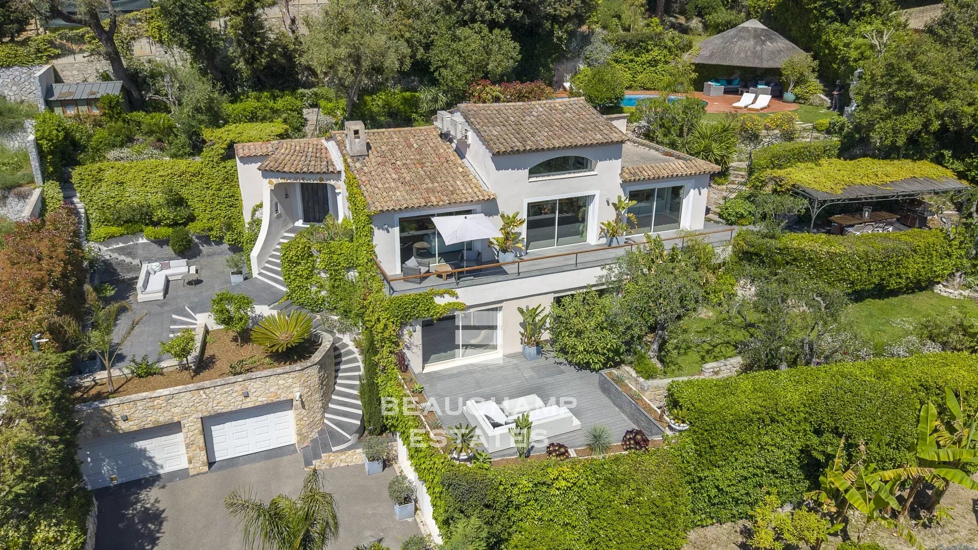 Exclusivité - Villa néo-provençale 5 chambres  avec vue mer - Cannes
