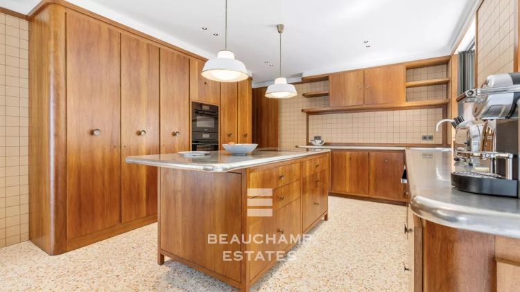 Propriété pieds dans l'eau de 7 chambres avec vue mer panoramique – Beaulieu-sur-Mer
