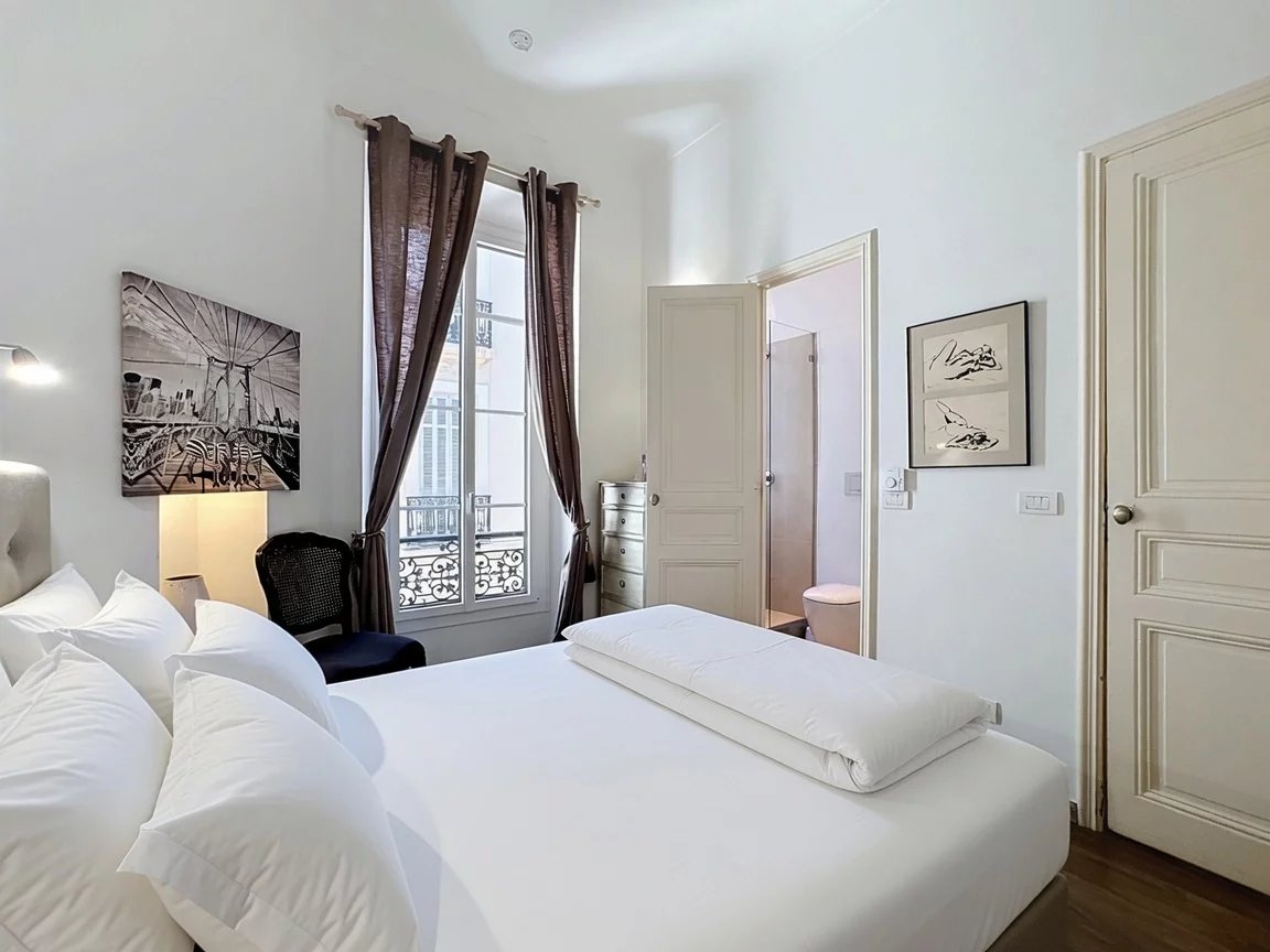 CANNES FORVILLE PALAIS 4P balcon vue mer