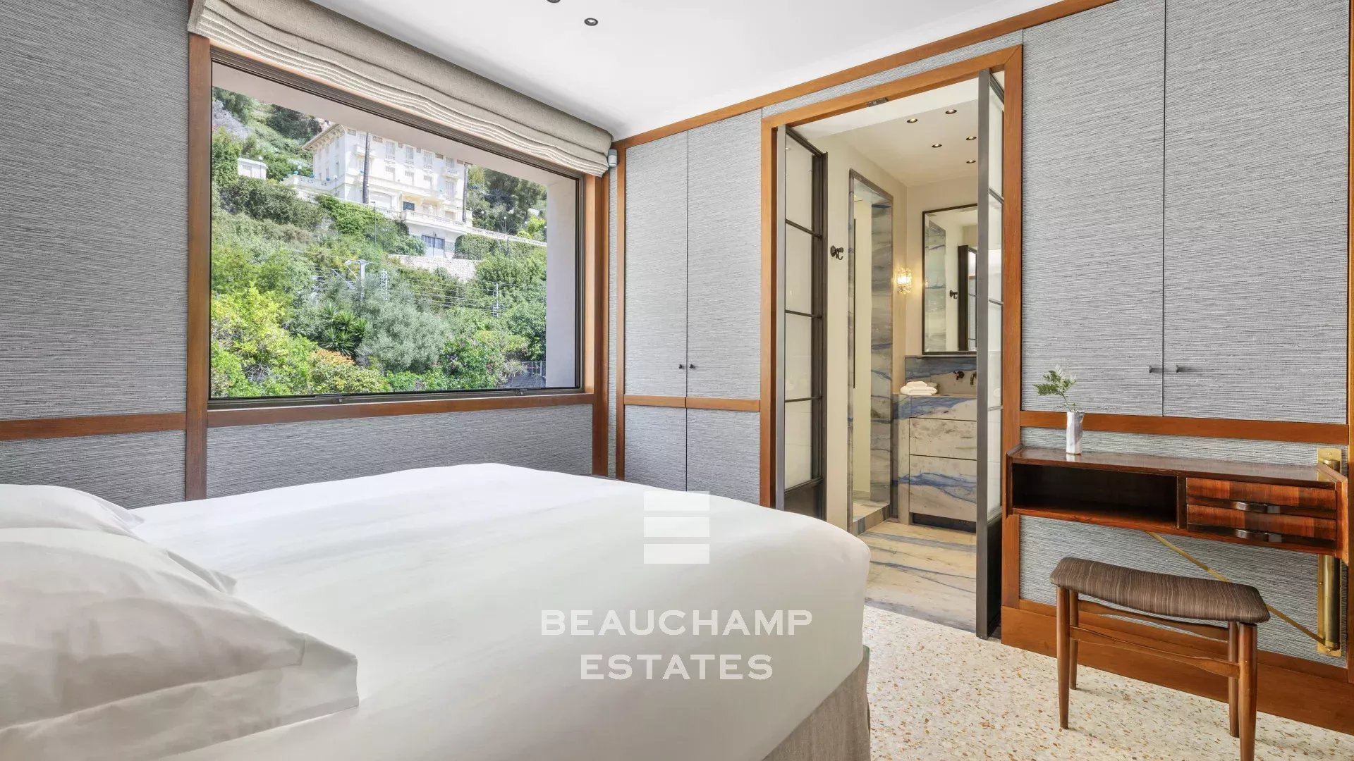 Propriété pieds dans l'eau de 7 chambres avec vue mer panoramique – Beaulieu-sur-Mer