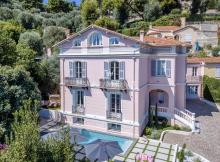 VILLA AU CHARME MÉDITERRANÉEN INTEMPOREL