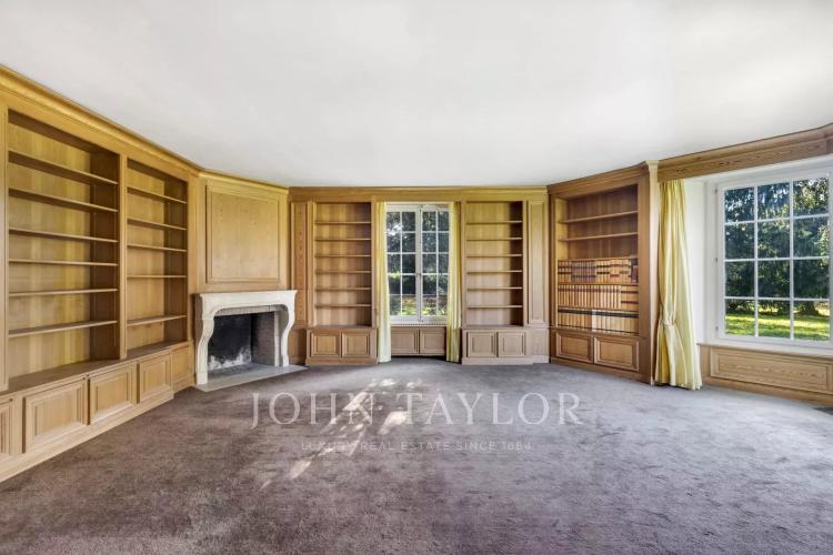 House for sale in Jouxtens-Mézery, Switzerland