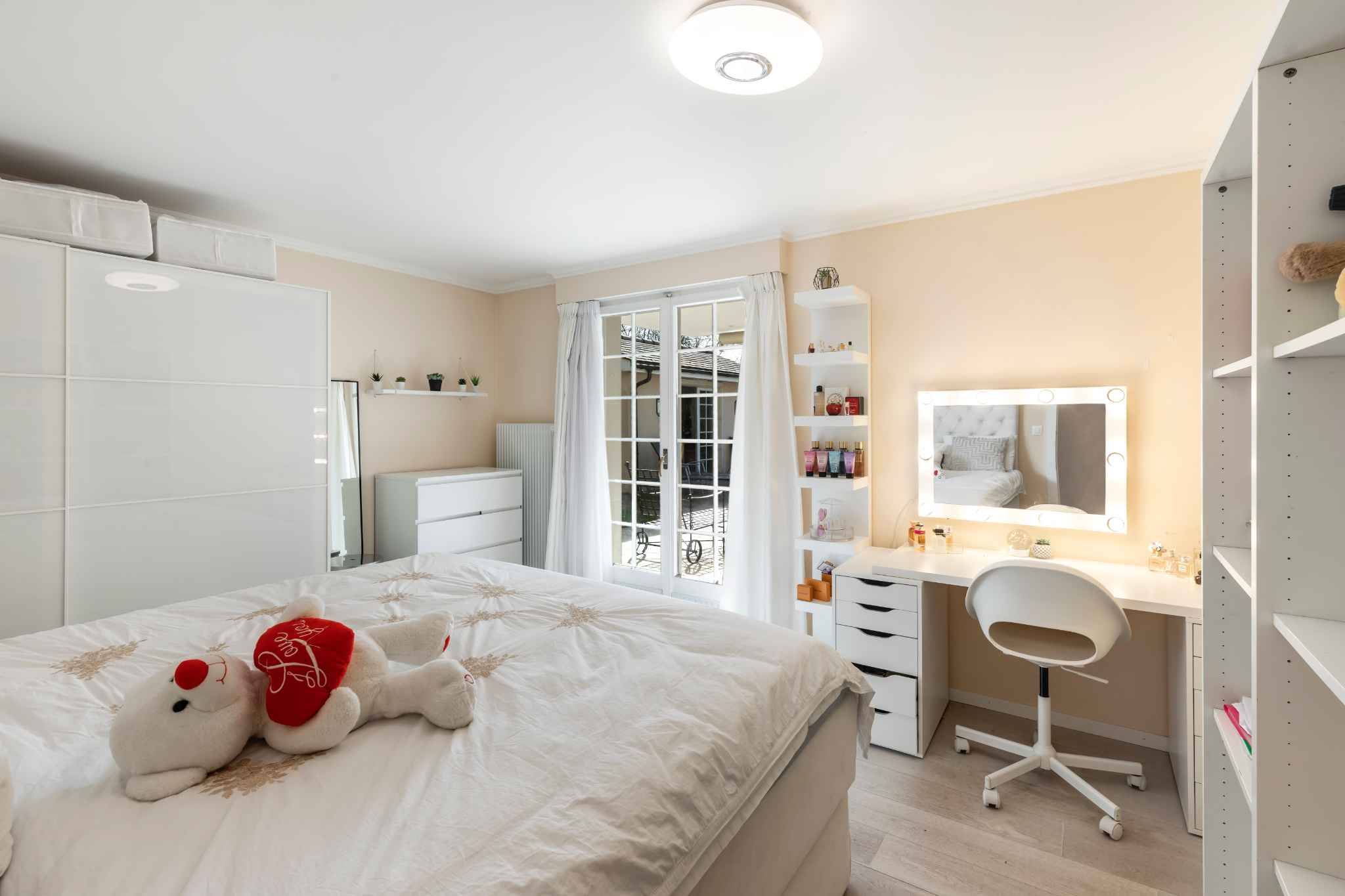 Splendide propriété d'environ 340 m² située dans un quartier très recherché !