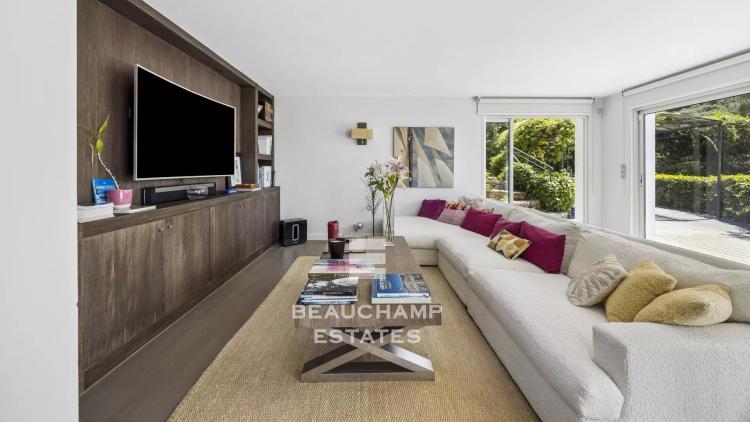Exclusivité - Villa néo-provençale 5 chambres  avec vue mer - Cannes