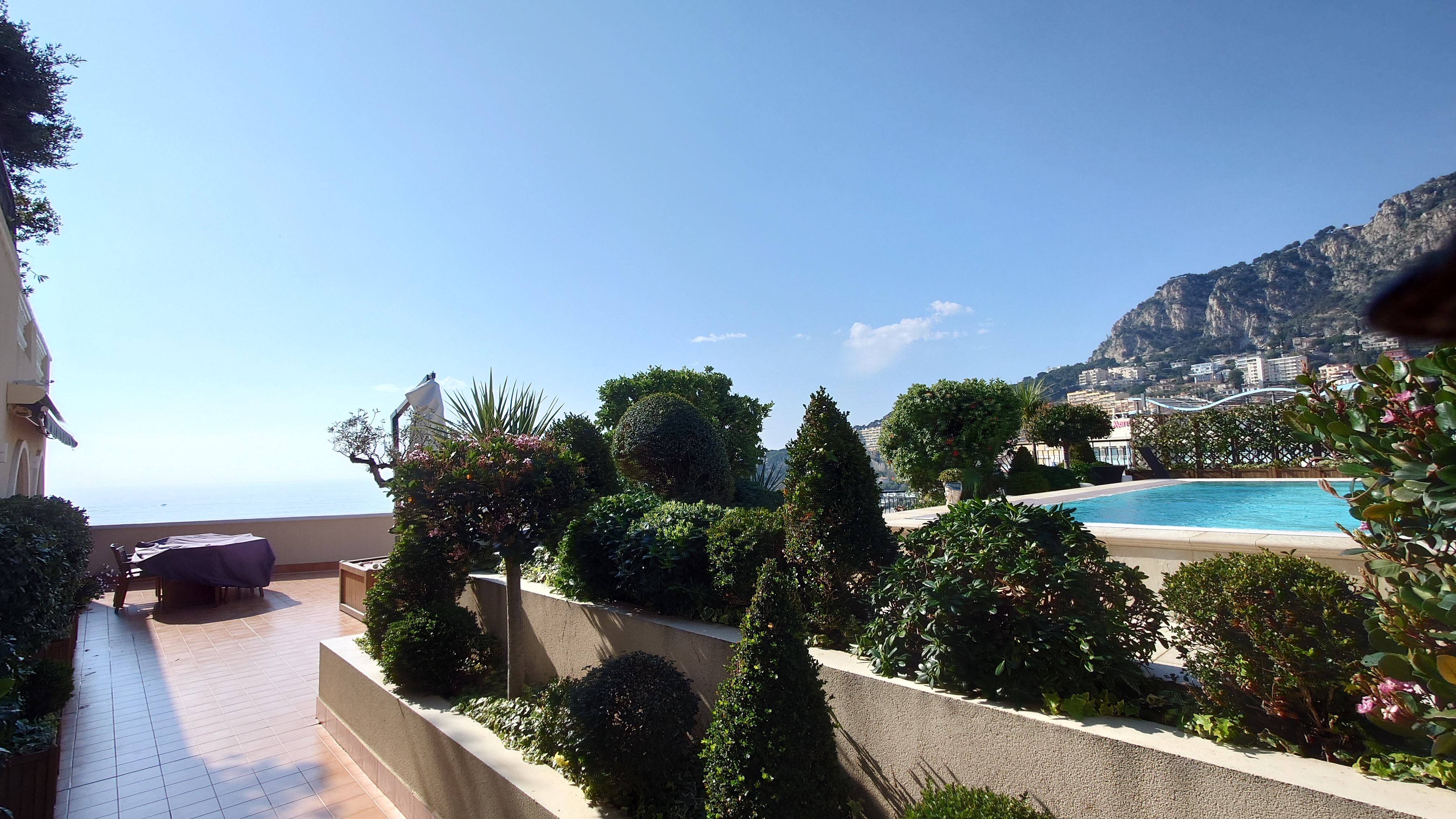 Appartement exceptionnel  avec piscine privative et vue panoramique mer !