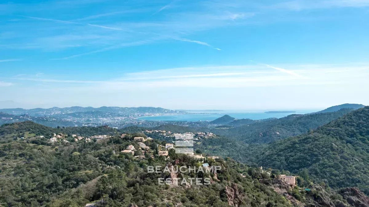 Villa provençale 3 chambres avec vue mer panoramique -   Les Adrets-de-l'Estérel