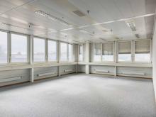 Bureaux lumineux et semi-aménagés à Meyrin