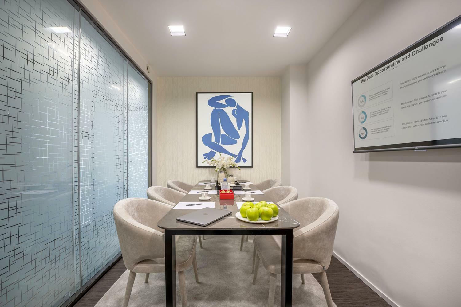GcdyZ_fontvieille-office-7-1760031101.jpg