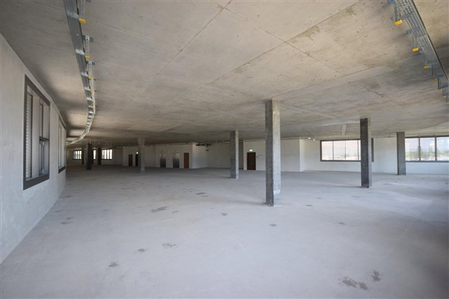 SEHEN SIE IHRE AKTIVITÄTEN WEIT VORAUS - Geschäftsfläche 1.020 m² – 3. Etage des Atrium Park – Horizon - Meyrin