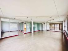 Surface de bureaux de 350 m² à vendre à Nyon