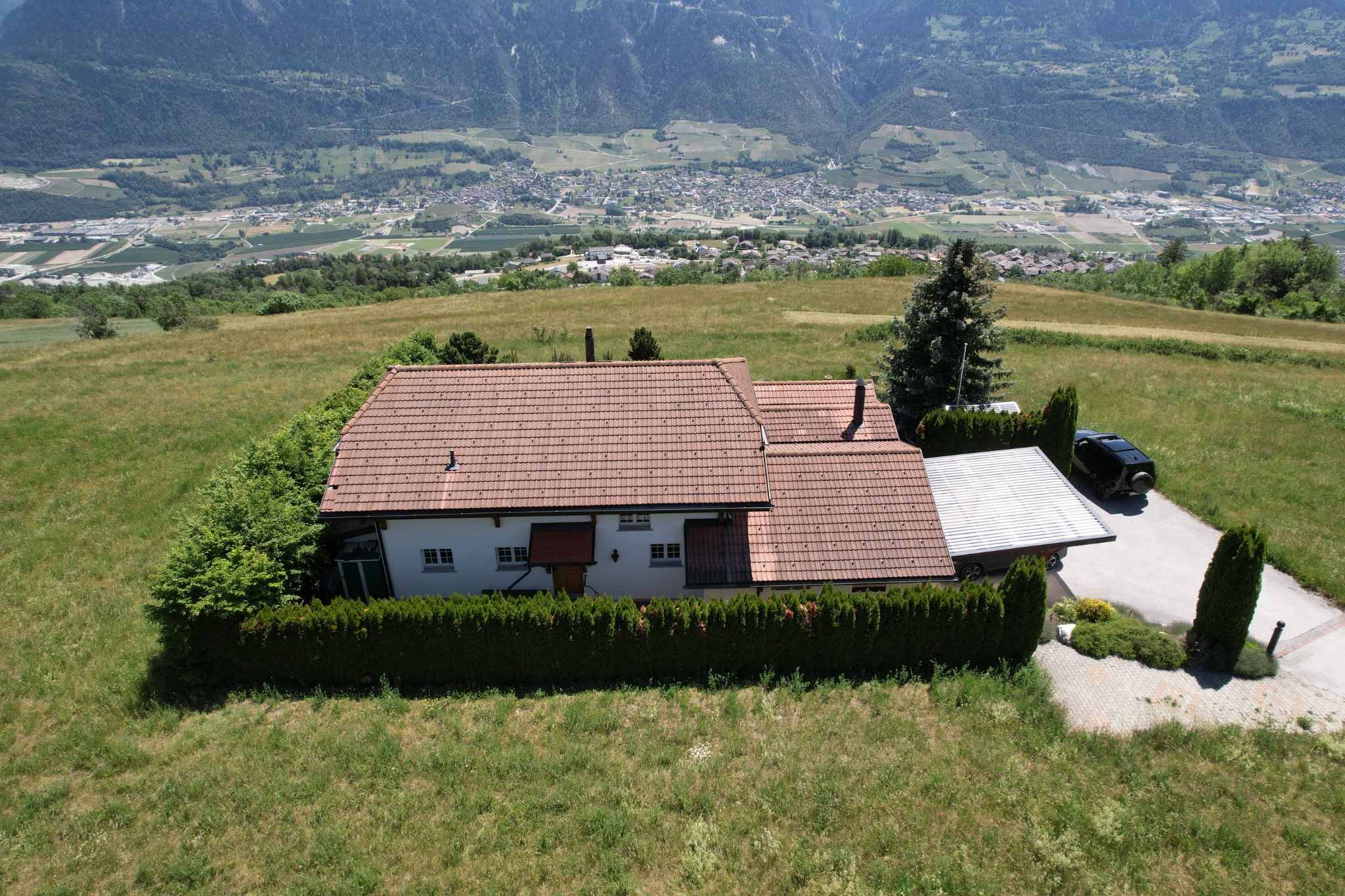 Splendide villa individuelle avec vue panoramique et dépendance