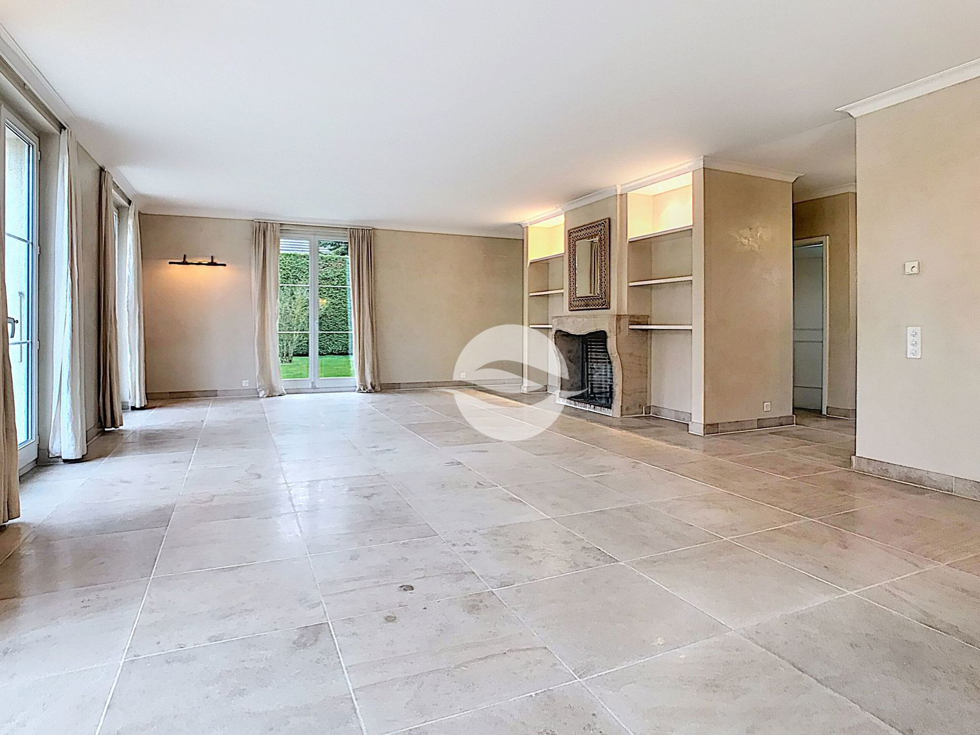 Magnifique villa individuelle avec 4 chambres et piscine