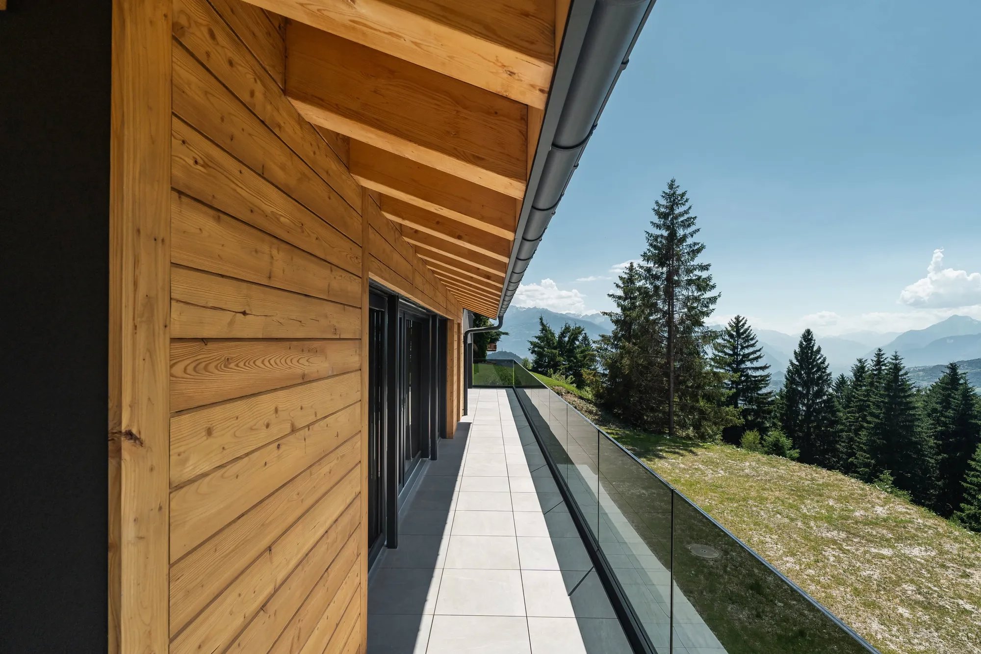 Nouveau Chalet à Crans Montana Avec Vue Panoramique.
