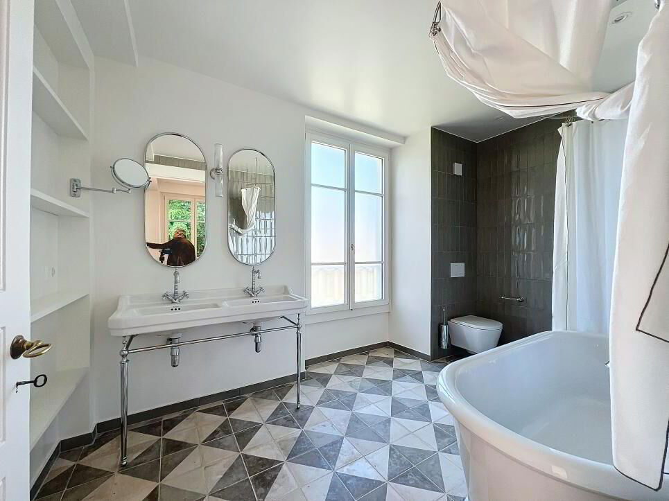 Hôtel particulier de charme entièrement rénové